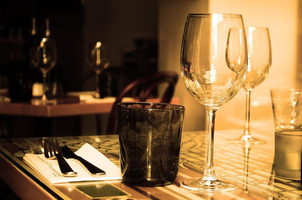 happy birthday, wine glass, table-71380.jpg